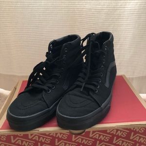 Black high top vans